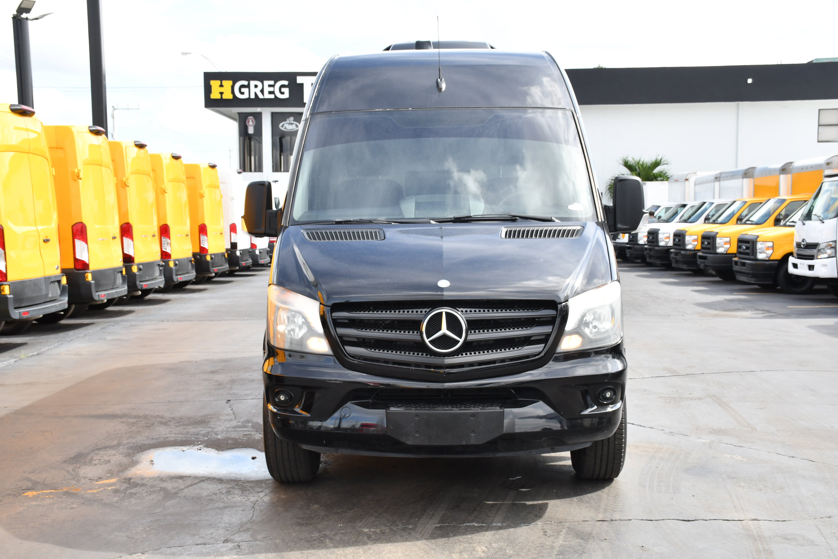 mercedes-benz sprinter passenger van 2015 WDZPE8DC7FP167992 image mercedes-benz sprinter passenger van 2015 WDZPE8DC7FP167992 image